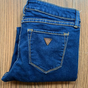GUESS Crop Mid jeans size 27